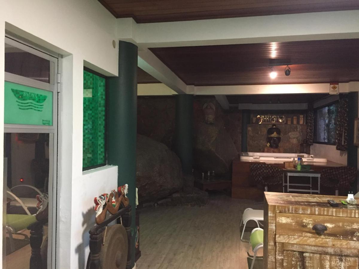 Quarto em Acomodações Particulares Aloha *